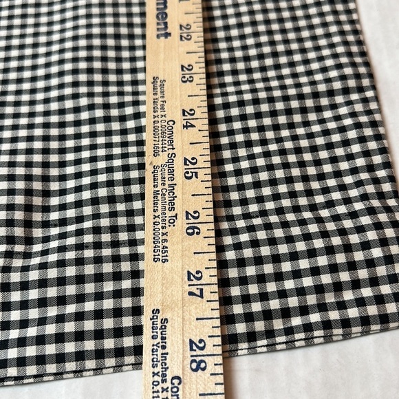 Ann Taylor Loft checkered capris with side zipper - Picture 7 of 7